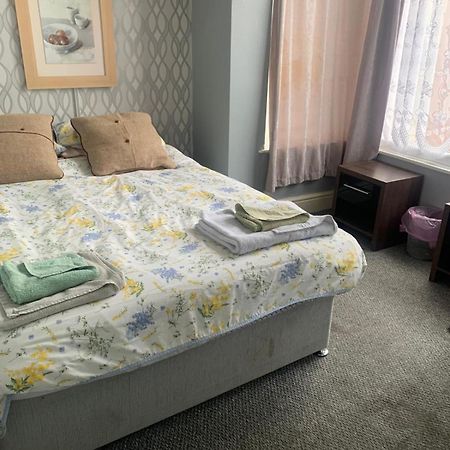 The New Macleods Guest House 黑潭 外观 照片