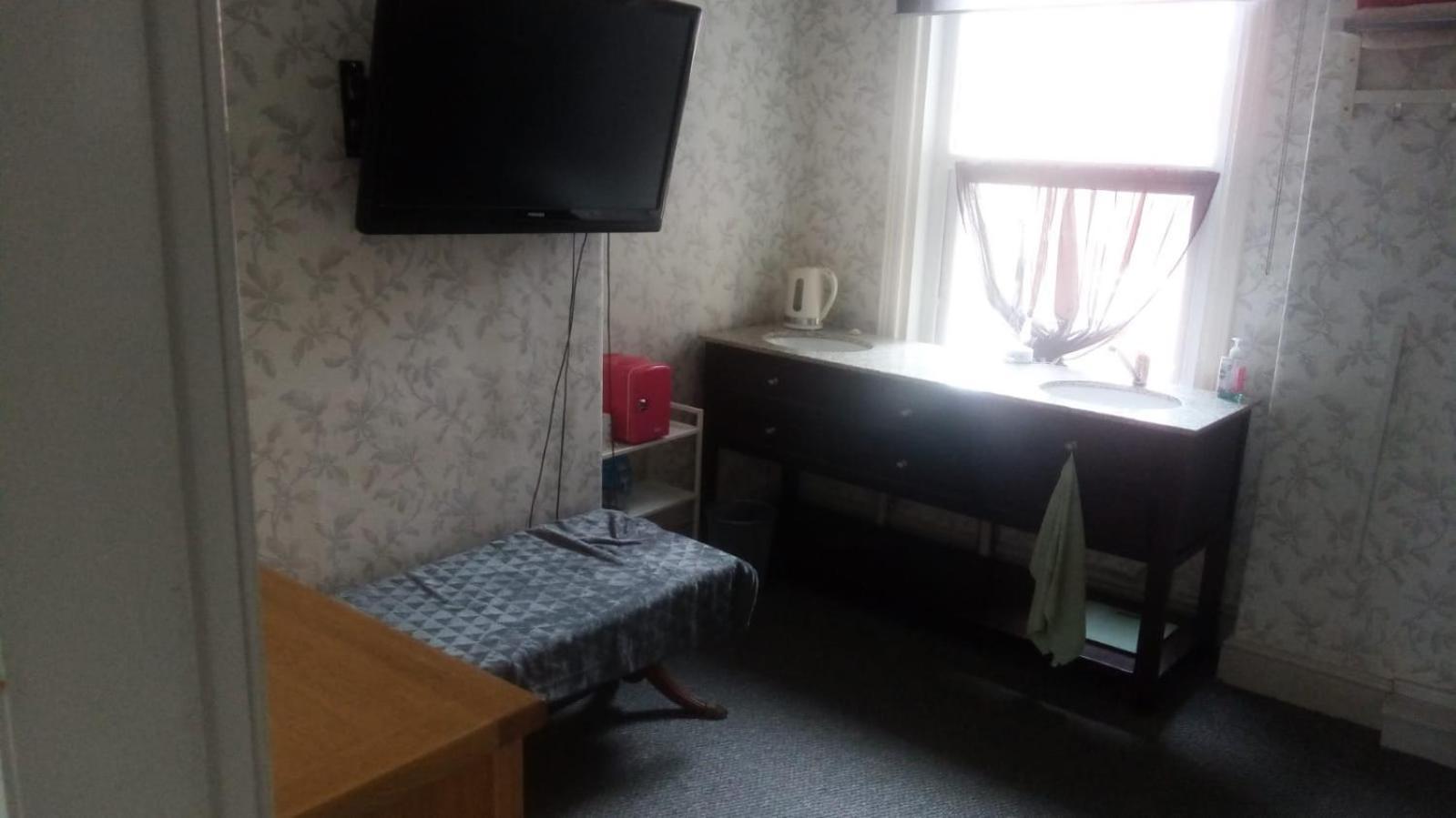 The New Macleods Guest House 黑潭 外观 照片